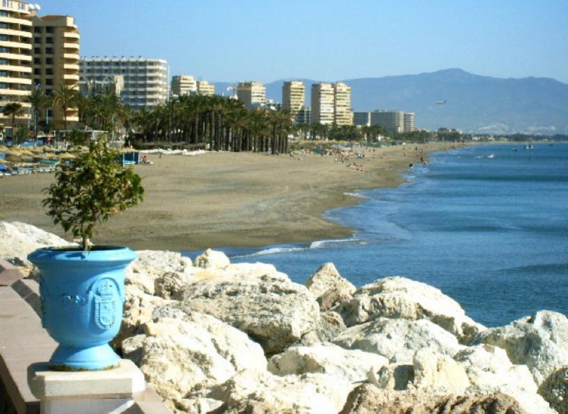 Apartamentos El Mar Azul 5 El Bajondillo Torremolinos Bagian luar foto